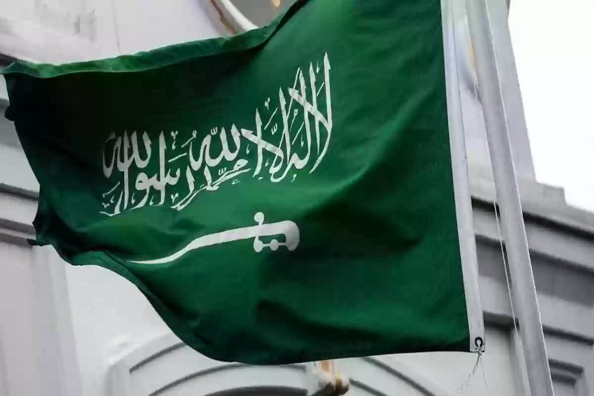 عاجل | السعودية تصدر قانون العمل الجديد بدون كفيل لجميع العاملين