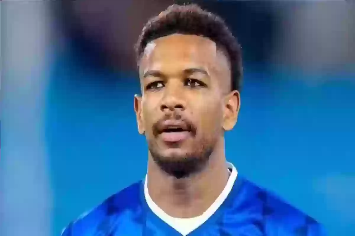 الهلال السعودي يتمسك بملف مدافع الفريق