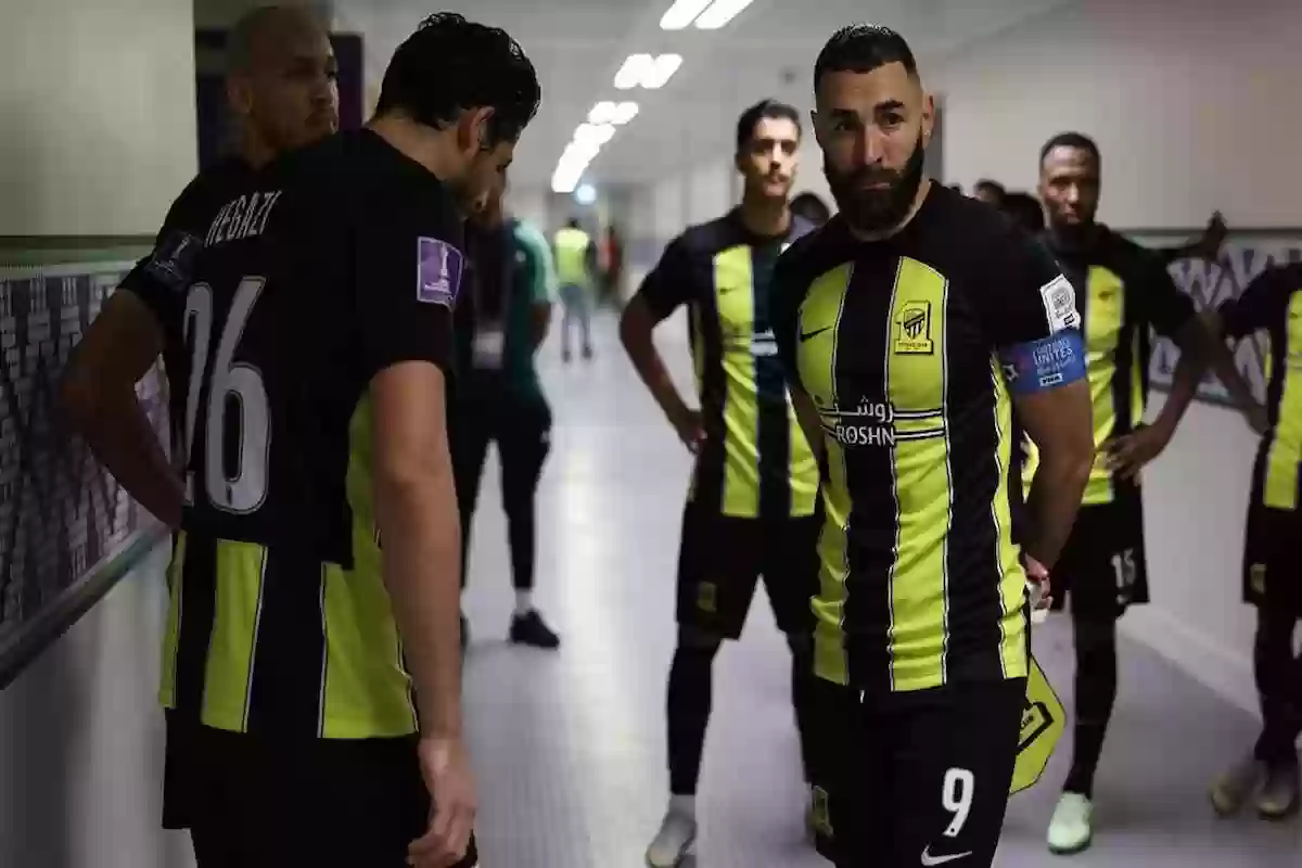 لاعب الاتحاد يثير جماهير الطائي بعد الهبوط